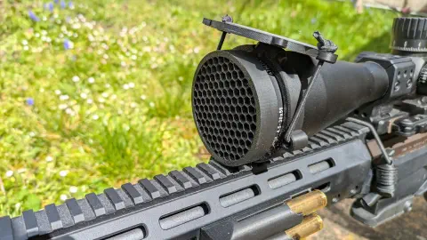 Athlon ARES ETR UHD : deux accessoires qui changent le confort d'utilisation