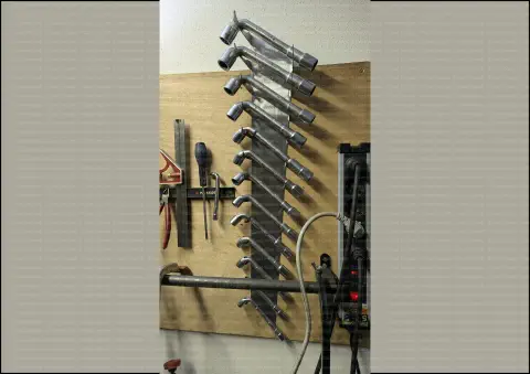 Support pour clés à pipes