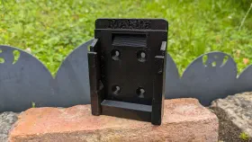 Support murale batteries 18V Makita